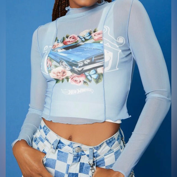 Forever 21 Tops - ❤️ FREE with any purchase 🙏🏽 Forever 21 & 🛞 🚙 Hot wheels top